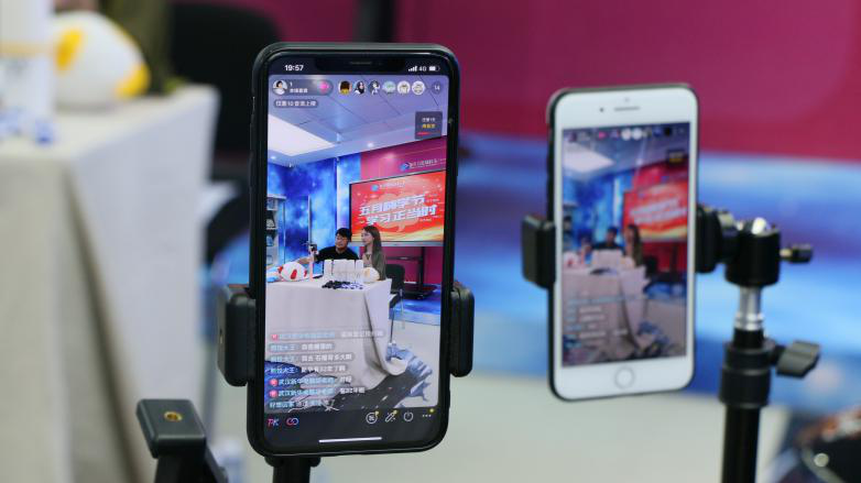 抖音搬家直播的“380元套餐”背后，藏着多少搬家人的血泪陷阱？